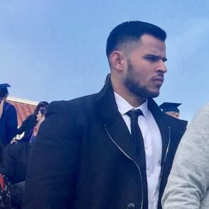 Meet your Posher, Diego